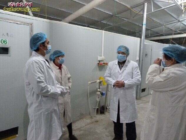 【养蛇技术培训】最新广西养蛇技术培训班开课时间、地点、培训价格咨询？