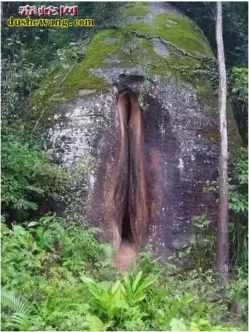 让人脸红的双乳峰、女阴洞 中国10大人体隐私奇观!
