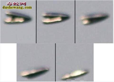 目击UFO:土耳其空中发现不明飞行物 在空中打开舱门