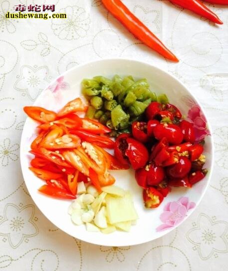 泡椒牛蛙做法步骤图3