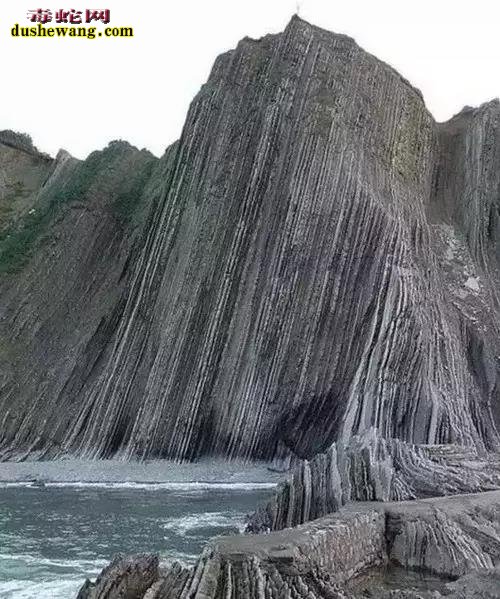全世界最怪异的石头大全