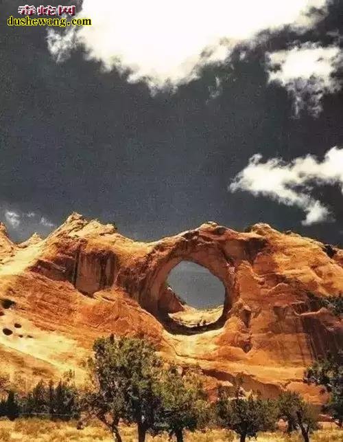 全世界最怪异的石头大全