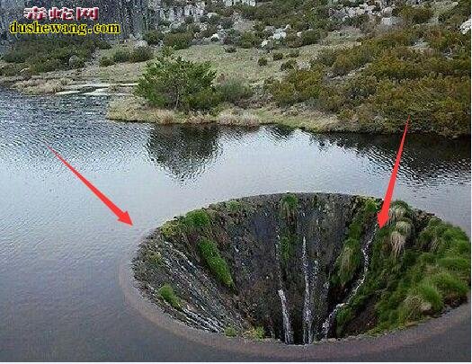 神秘地球破洞:葡萄牙一风景区湖面现黑洞 湖水不断融入!