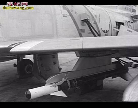 响尾蛇导弹事件：1958年温州以东空战我军缴获台湾响尾蛇导弹事件始末！