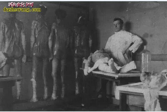 暗网是什么?44张暗网流传的恐怖照片吓尿你!