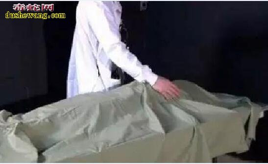 农村人死后为什么盖脸?