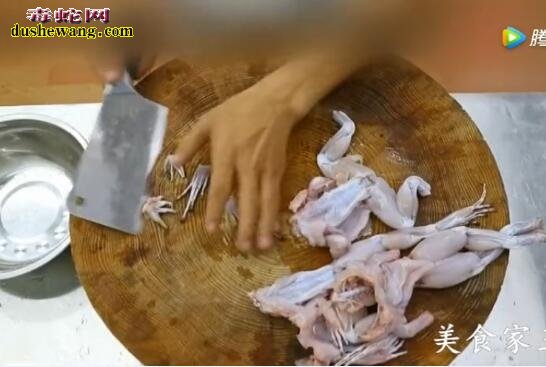 泡椒牛蛙做法：大厨教你怎么在家做美味泡椒牛蛙