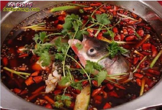 牛蛙鱼头火锅、家常菜美蛙鱼头火锅做法