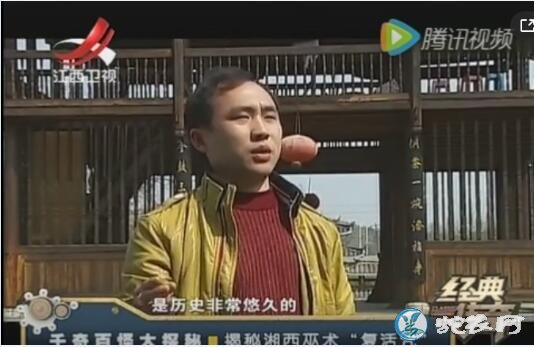 湘西巫术:鸡头被劈开后念咒复活、“起死回生”真的存在!
