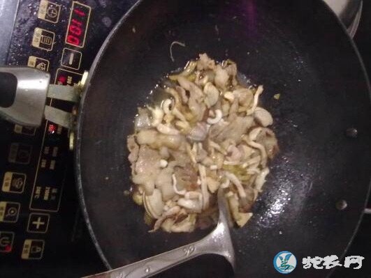 蛇肉煮粉干怎么做