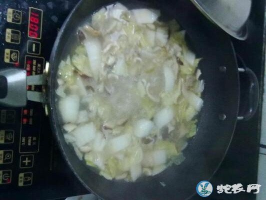 蛇肉煮粉干怎么做