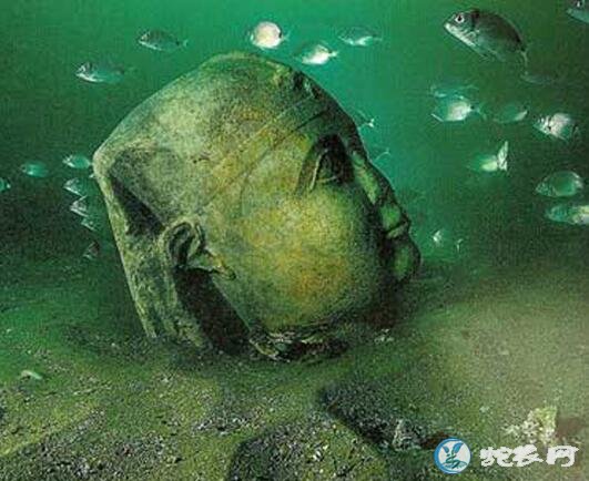 考古学家海底发现疑似9000年前的黄金城！