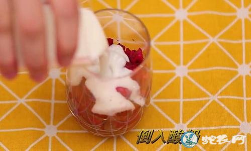 火龙果怎么吃?图解火龙果怎么吃最好吃?