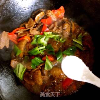 蘑菇炒肉