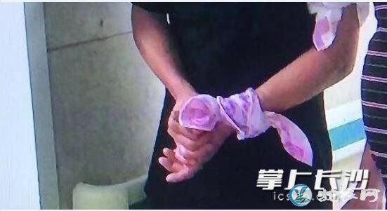长沙男子被毒蛇咬伤! 交警紧急调度打通生命通道!