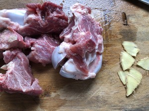 羊肚菌怎么吃?羊肚菌怎么吃营养最好最滋补?