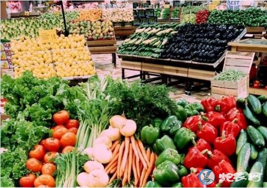 28种蔬菜均价比1日下降0.3%、猪肉平均价格为51.86元/公斤!