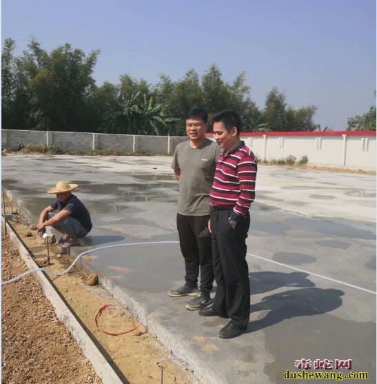 雷村蛇场黄老师到广西柳州基地指导工作