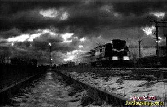 1991年“幽灵火车”带104人消失事件经过！出现后科学家上车研究一起再次失踪！