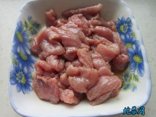 花菜炒肉、家常菜花菜炒肉片做法步骤详解