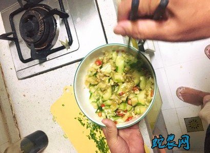 拍黄瓜、刀拍凉拌黄瓜怎么做好吃
