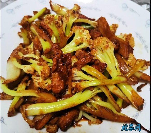 菜花炒肉的做法家常菜