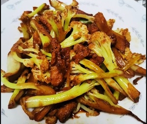 菜花炒肉的做法家常菜步骤图6
