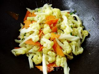 清炒菜花的家常做法步骤图6