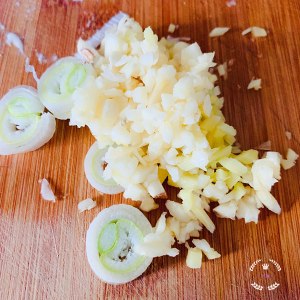 东北烧茄子做法步骤图1