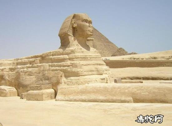 火星男孩说:狮身人面像的耳后有个神秘开关是真的吗?