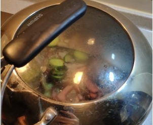 腊肉炒平菇做法步骤图