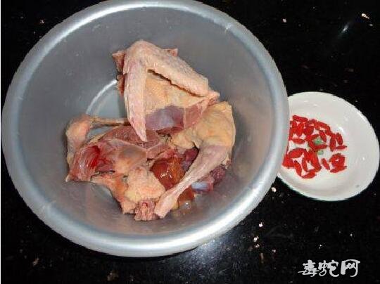 参片乳鸽汤做法