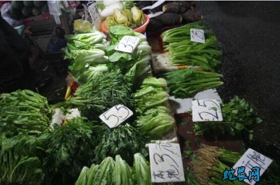 4月22日农批价格200指数比下降0.32个点、猪肉平均价格为44.31元/公斤!