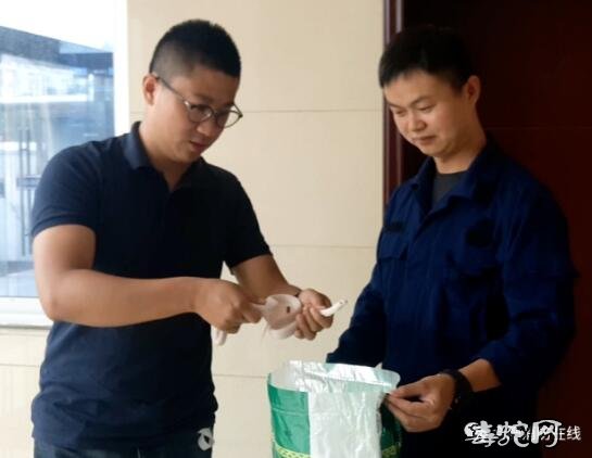 合肥一市民热水器出现“大蟒蛇”!吓得报警不敢洗澡!