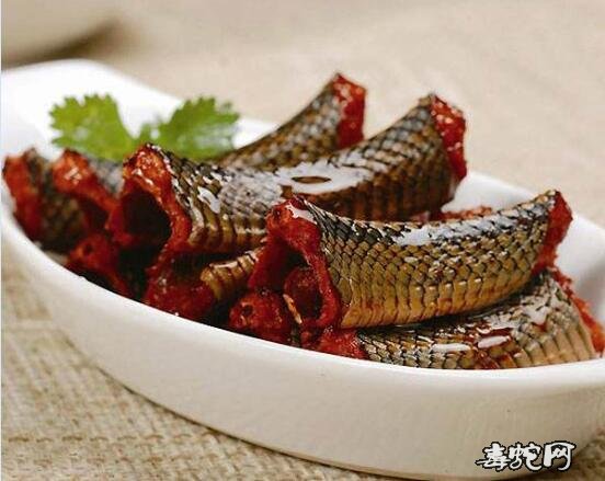 蛇肉照片、回顾一下被禁食的蛇肉美餐都是什么样子的？