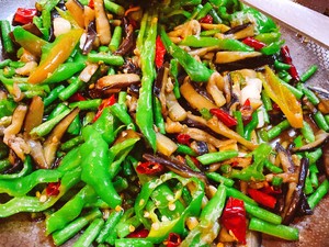茄子炒豆角做法