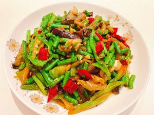 茄子炒豆角做法
