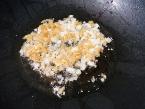香炒白茄子步骤图