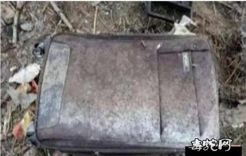 郑州拉杆箱藏女尸案现场图片曝光!郑州警方悬赏5万征线索!