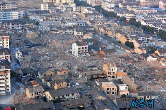 为什么城市拆迁就笑了、农村却不愿意拆迁?