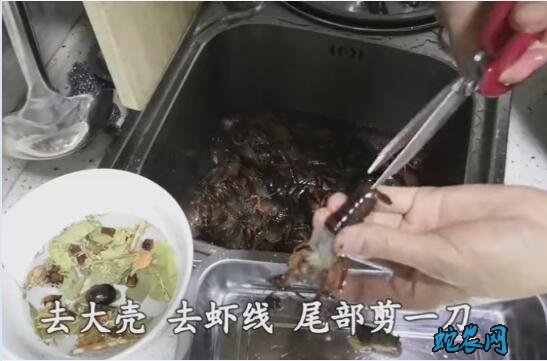 正宗麻辣小龙虾做法步骤图3