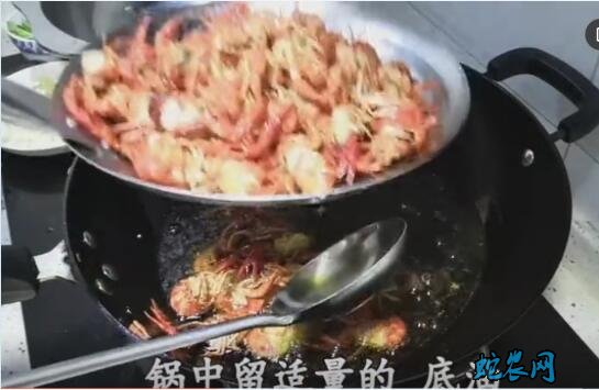 正宗麻辣小龙虾做法步骤图8