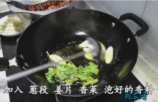 正宗麻辣小龙虾做法步骤图9