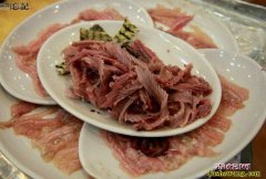 食用蛇肉