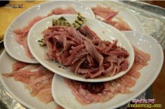 蛇肉能防治宝宝长痱子对皮肤好吗?