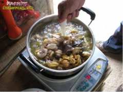 菜花蛇炖鸡