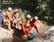 龙岩村民山上找野味被毒蛇咬伤 消防官...