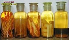 这回不是毒蛇泡酒！3人聚餐饮“祖传秘...