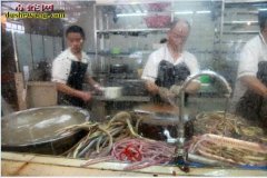 记录广东蛇宴制作全过程！美味滋补但需...